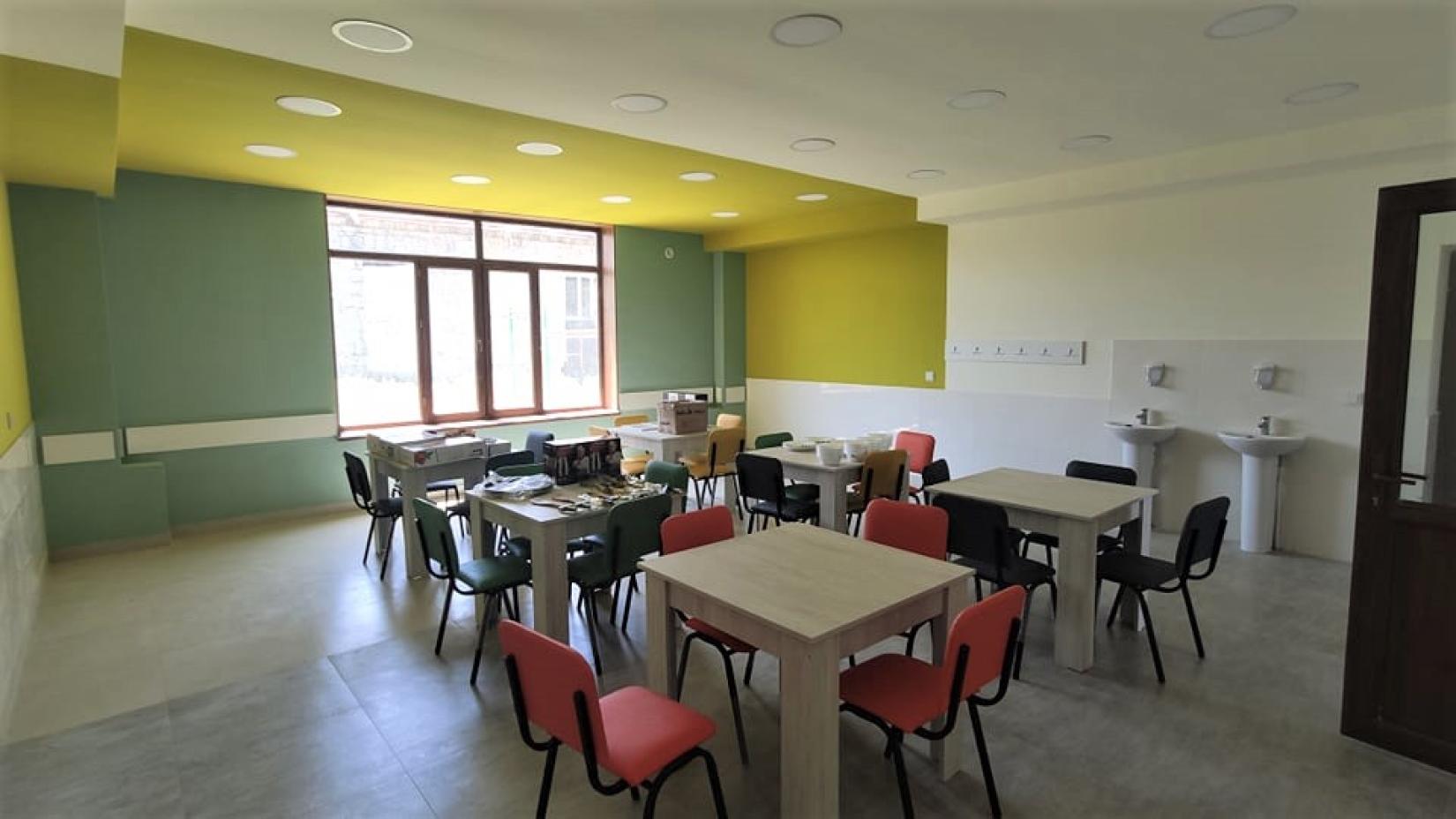 Renovated and bright room at one of the most vulnerable schools located in the bordering communities of Armenia. 